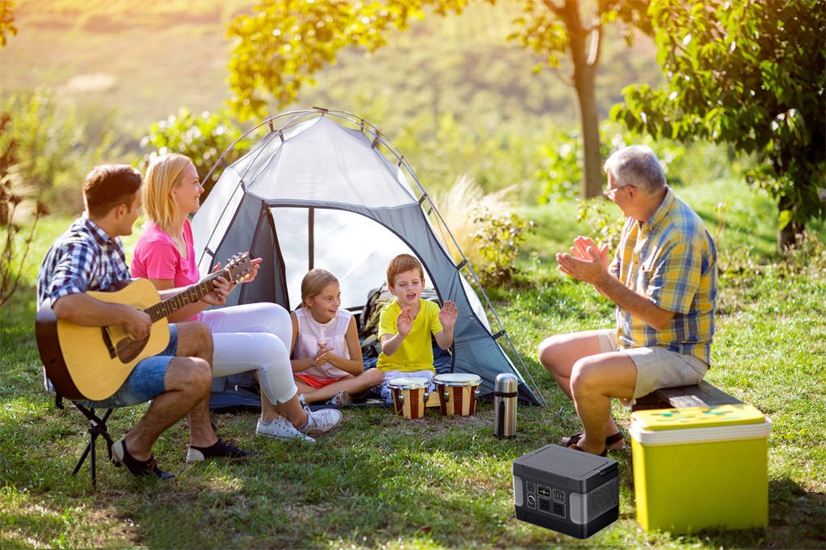 600W żaroodporny generator słoneczny do zasilania awaryjnego w domu